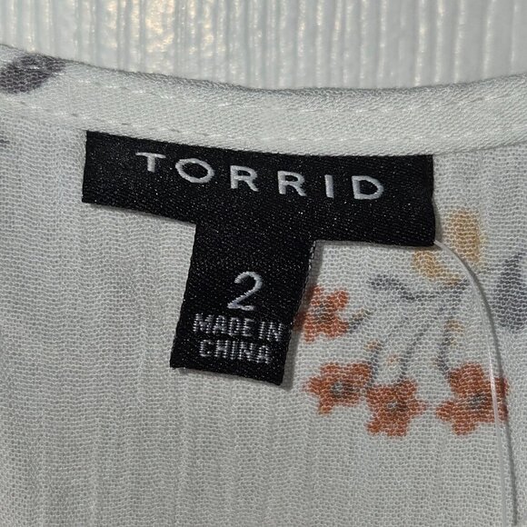 Torrid High Low Ivory Floral Cold Shoulder Short Sleeve V-Neck Top  Sz 2 (2X) - Picture 11 of 14